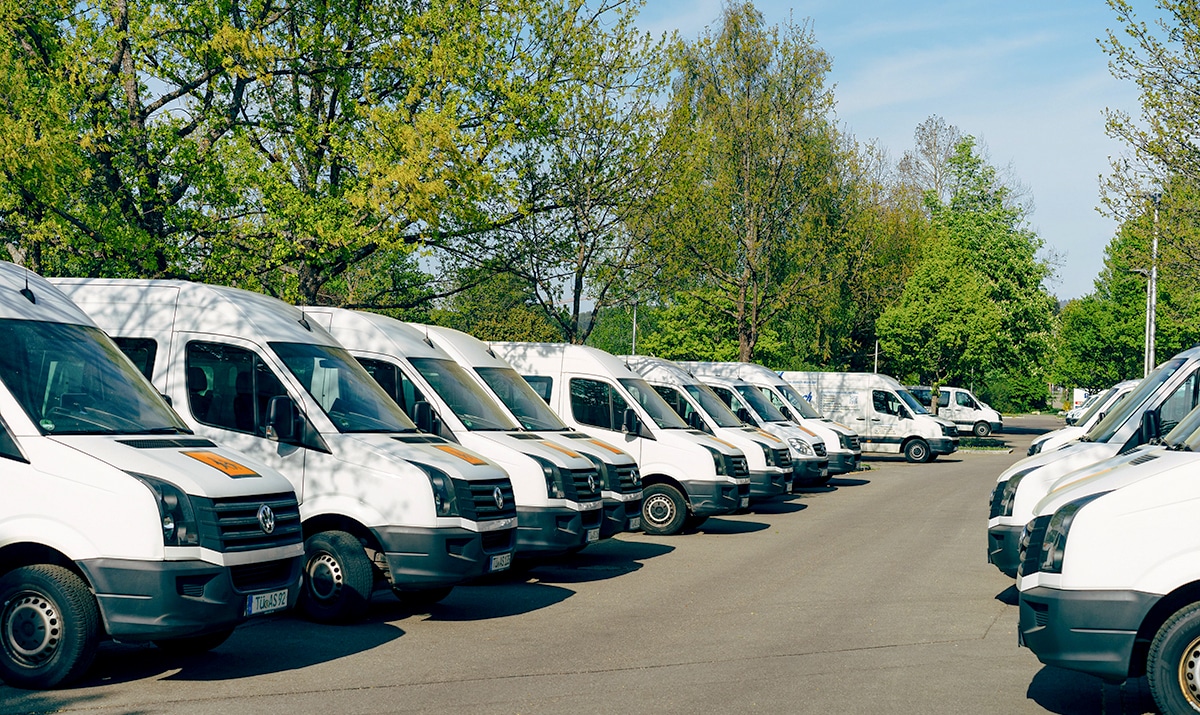 Parking avec des camions en location