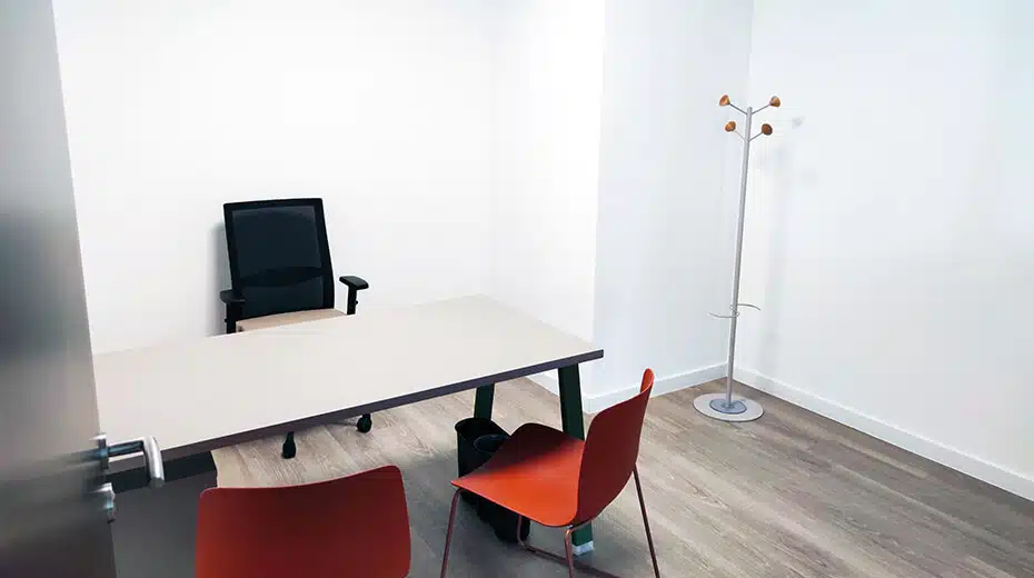 Photo d'un bureau dans un espace de coworking