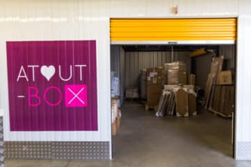 Un box de stockage Atout-Box pour faire de la place à la maison et optimiser son espace de vie