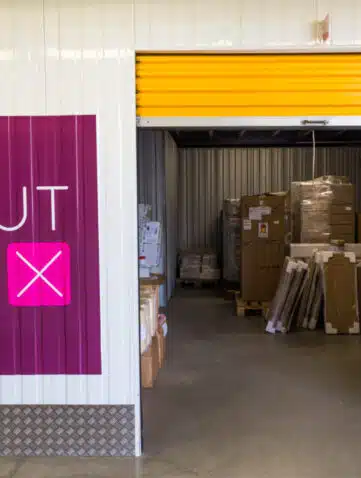 Un box de stockage Atout-Box pour faire de la place à la maison et optimiser son espace de vie