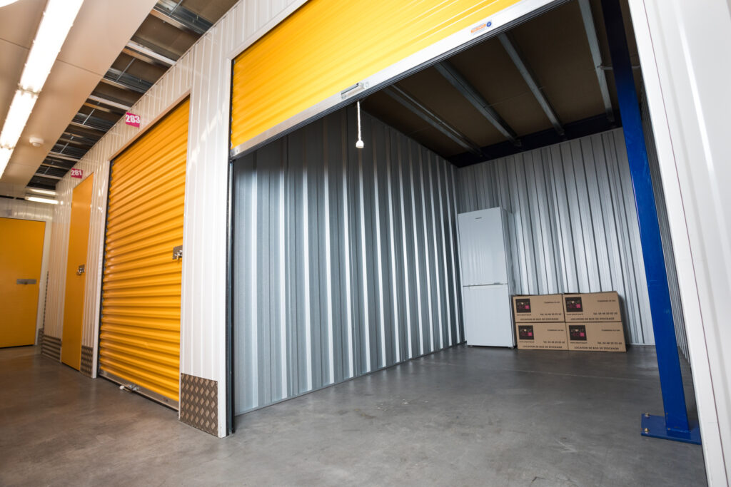 Box de stockage Atout-Box ouvert, sec et ventilé, adapté au rangement de pneus hors saison
