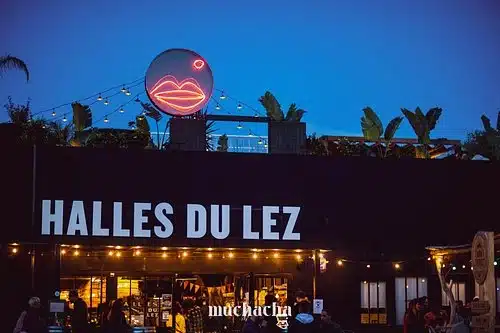 Une photo du rooftop le Muchacha avec une vue sur les Halles du Lez de Montpellier