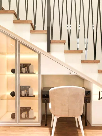 espace sous escalier